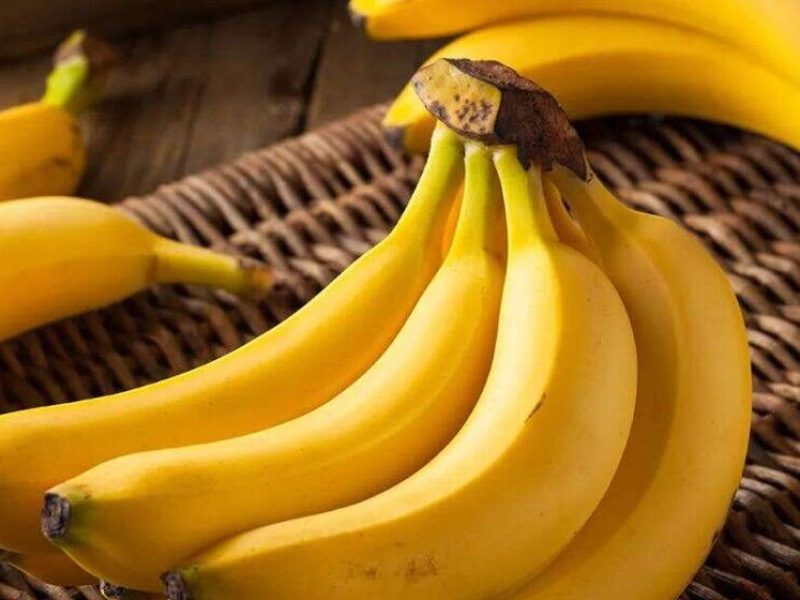 banana-bunches-1-qbizwo09b1fnykw81l5m6uicdk6lcl8ua5zxbxwq4g-1.jpg